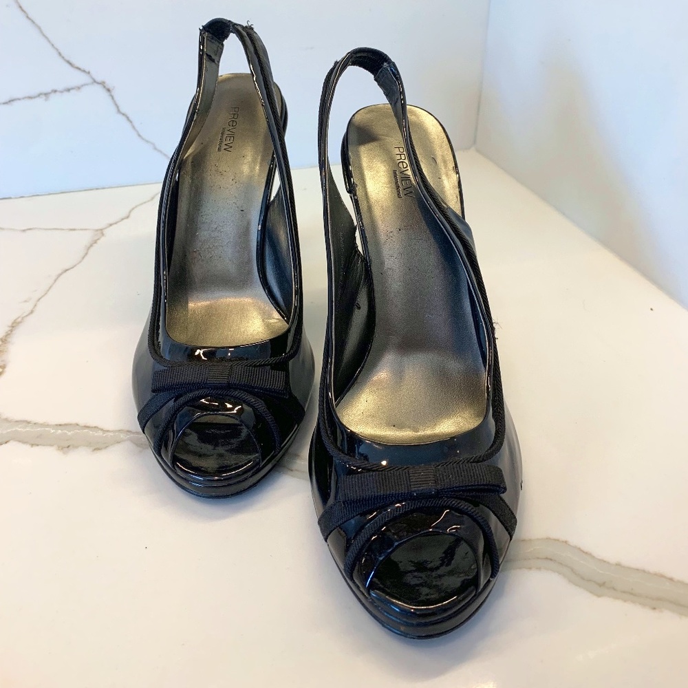 Preview International Patent Black Sligback Pump with a Bow (ECU)